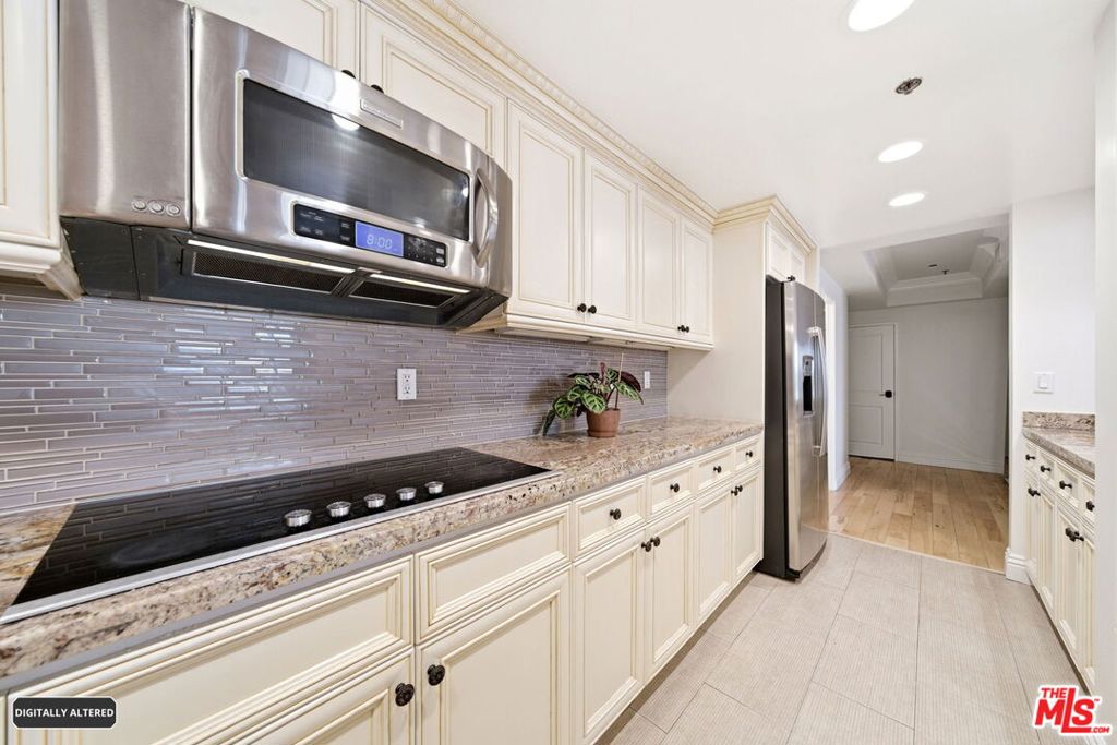10660 Wilshire Boulevard 805 Property Photo 25