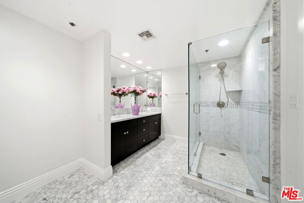 10660 Wilshire Boulevard 805 Property Photo 49