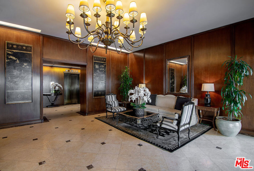 10550 Wilshire Boulevard 503 Property Photo 3
