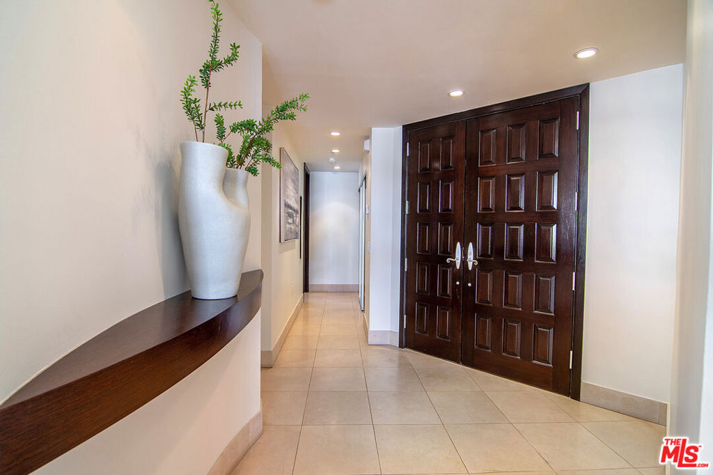 10550 Wilshire Boulevard 503 Property Photo 5