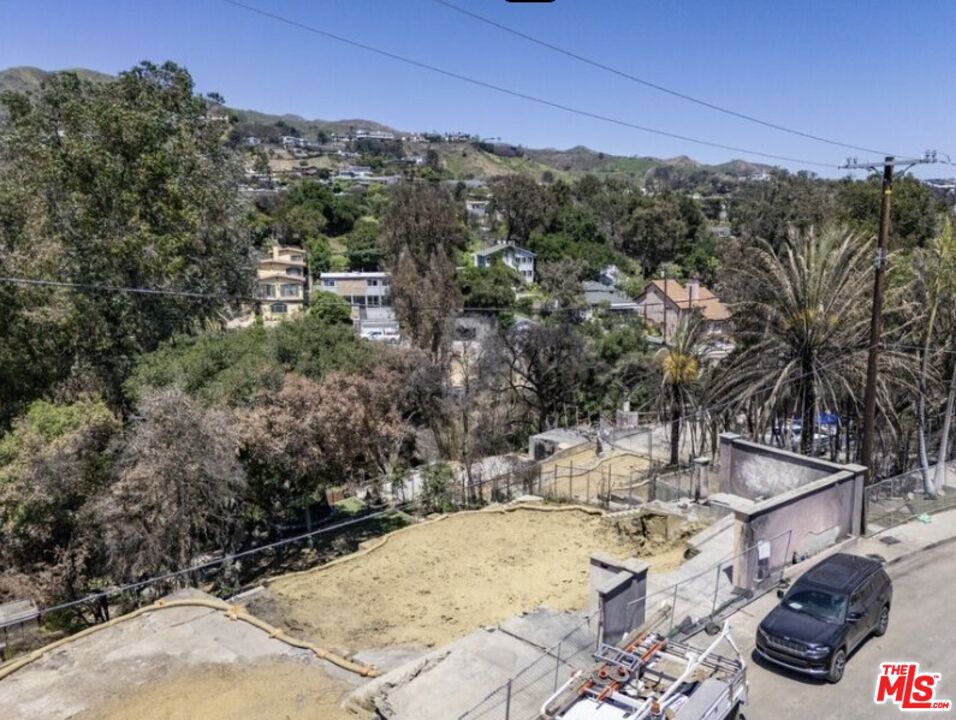 16521 Las Casas Place Property Photo 1