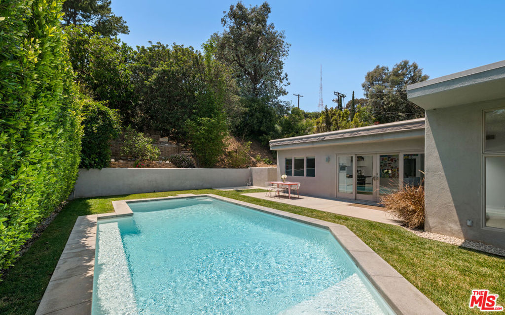 26841655 Property Photo 15