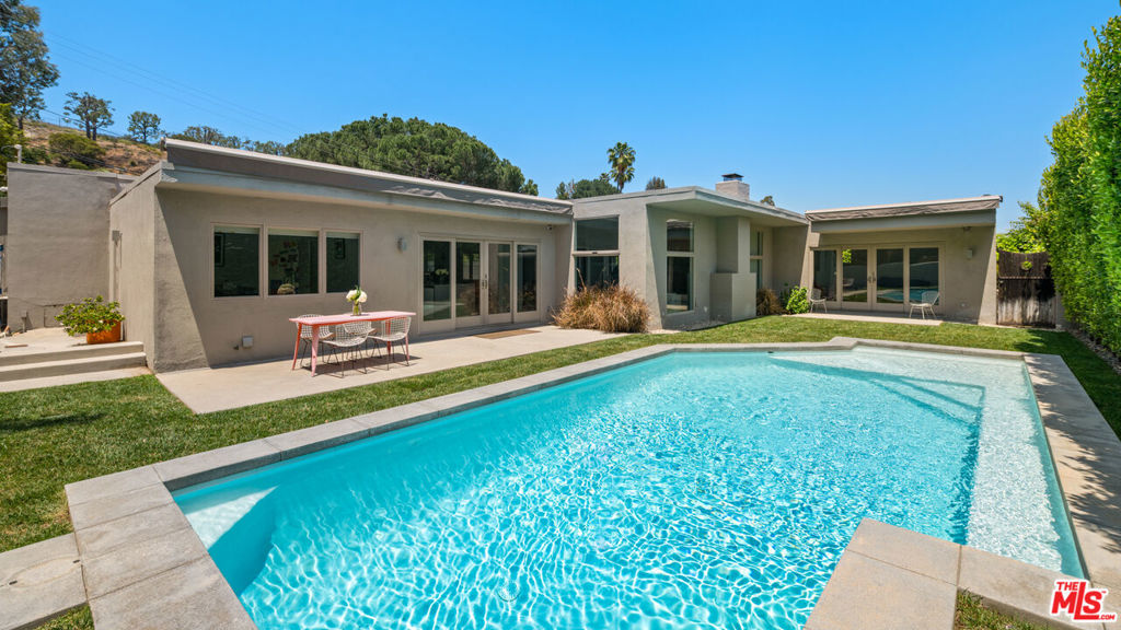 26841655 Property Photo 16