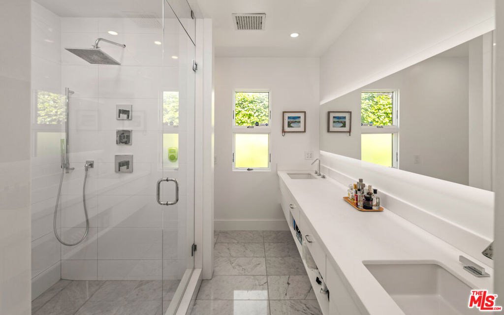 26841655 Property Photo 18
