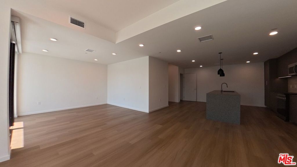 5119 Colfax Avenue 202 Property Photo 15