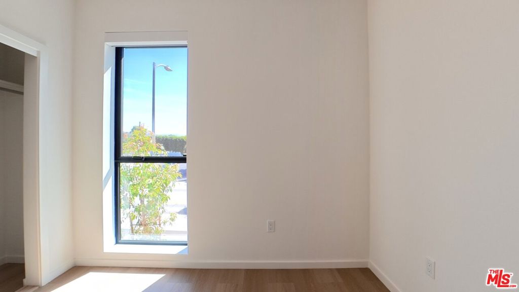 5119 Colfax Avenue 202 Property Photo 25