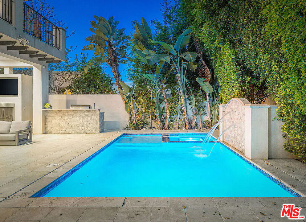333 S Canon Property Photo 35