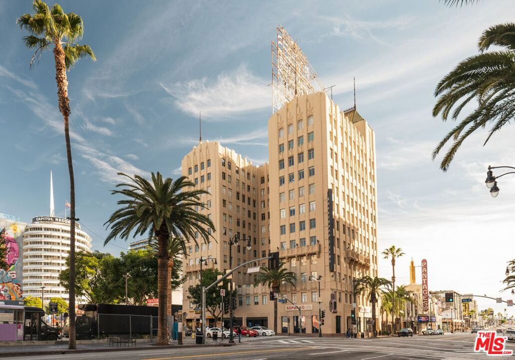 6253 Hollywood Boulevard 402 Property Photo 1