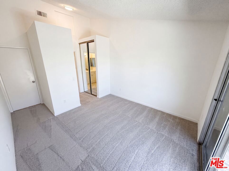 12305 Daisy Court Property Photo 13