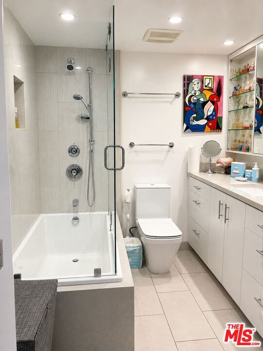 4314 Marina City Drive 1022 Property Photo 19