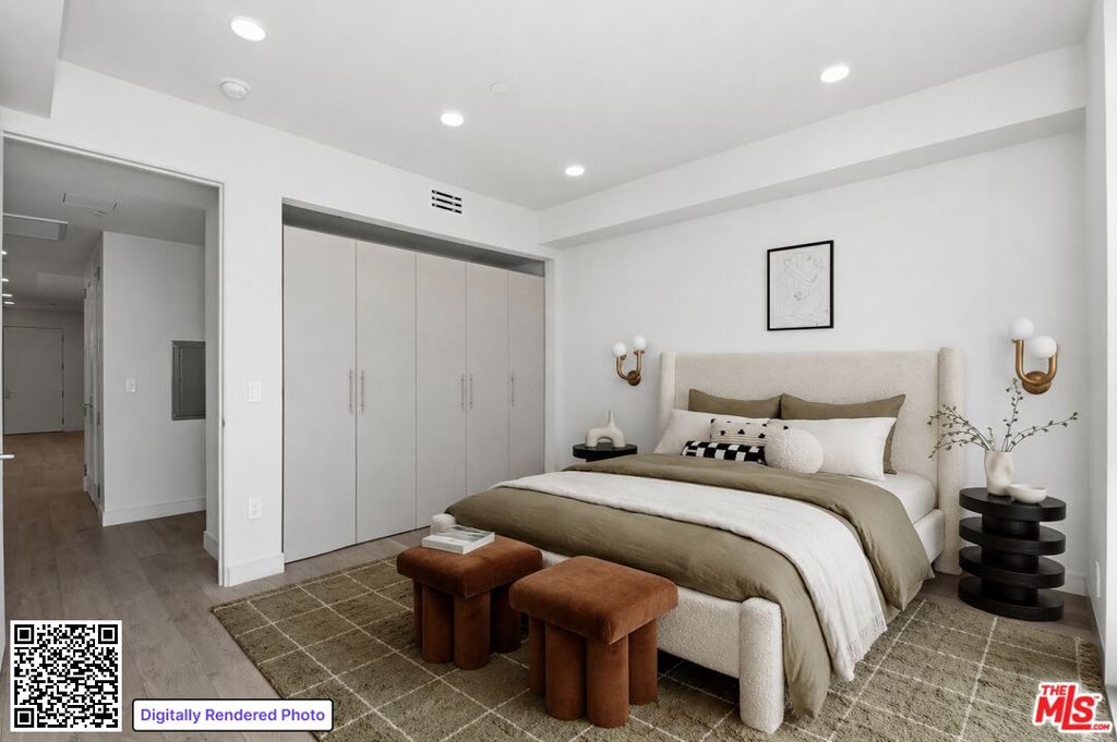 505 S Barrington Avenue 202 Property Photo 12