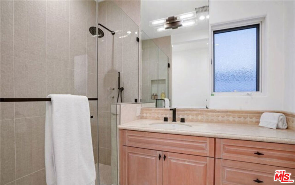 2266 Channel Road Property Photo 19