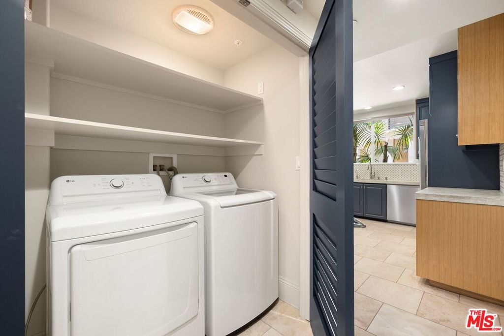 16123 W Sunset Boulevard 105 Property Photo 15