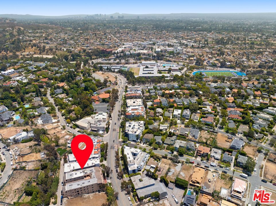 16123 W Sunset Boulevard 105 Property Photo 16