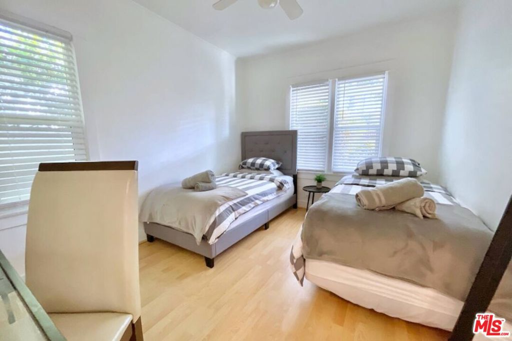 8655 Clifton Way Property Photo 9