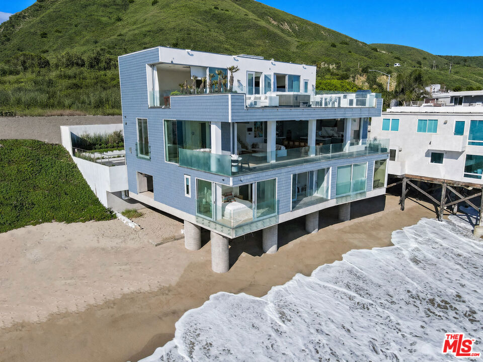 26122 Pacific Coast Highway Property Photo 3