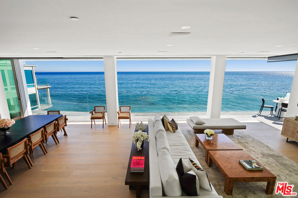 26122 Pacific Coast Highway Property Photo 5