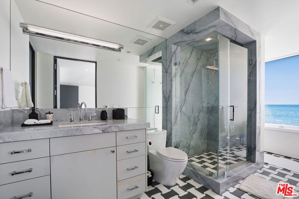 26122 Pacific Coast Highway Property Photo 19
