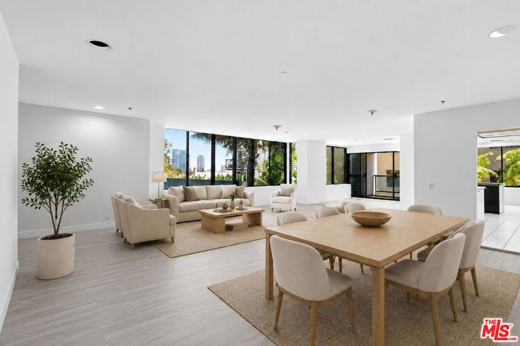 10724 Wilshire Boulevard 211 Property Photo 1