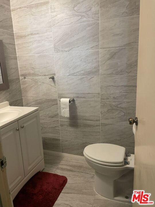 720 Waterloo Street 4 Property Photo 4