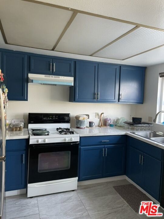720 Waterloo Street 4 Property Photo 9
