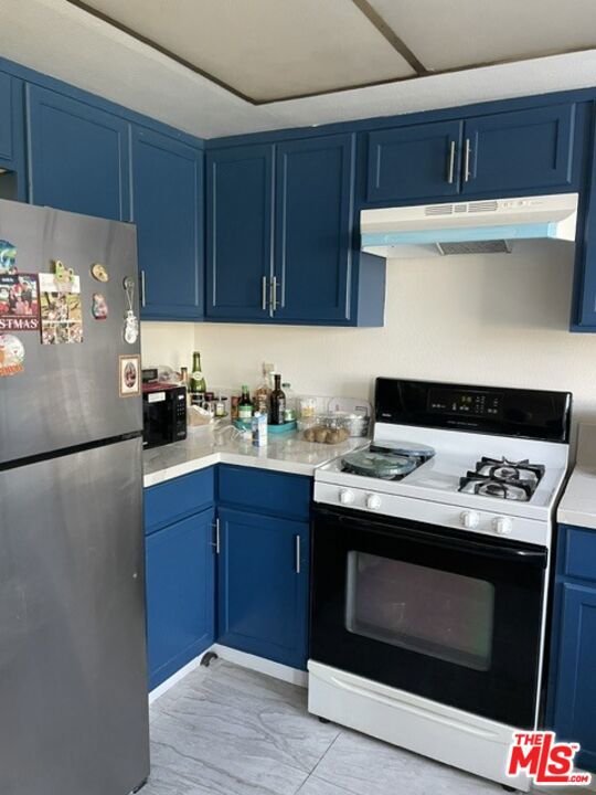 720 Waterloo Street 4 Property Photo 10