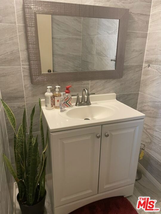 720 Waterloo Street 4 Property Photo 11