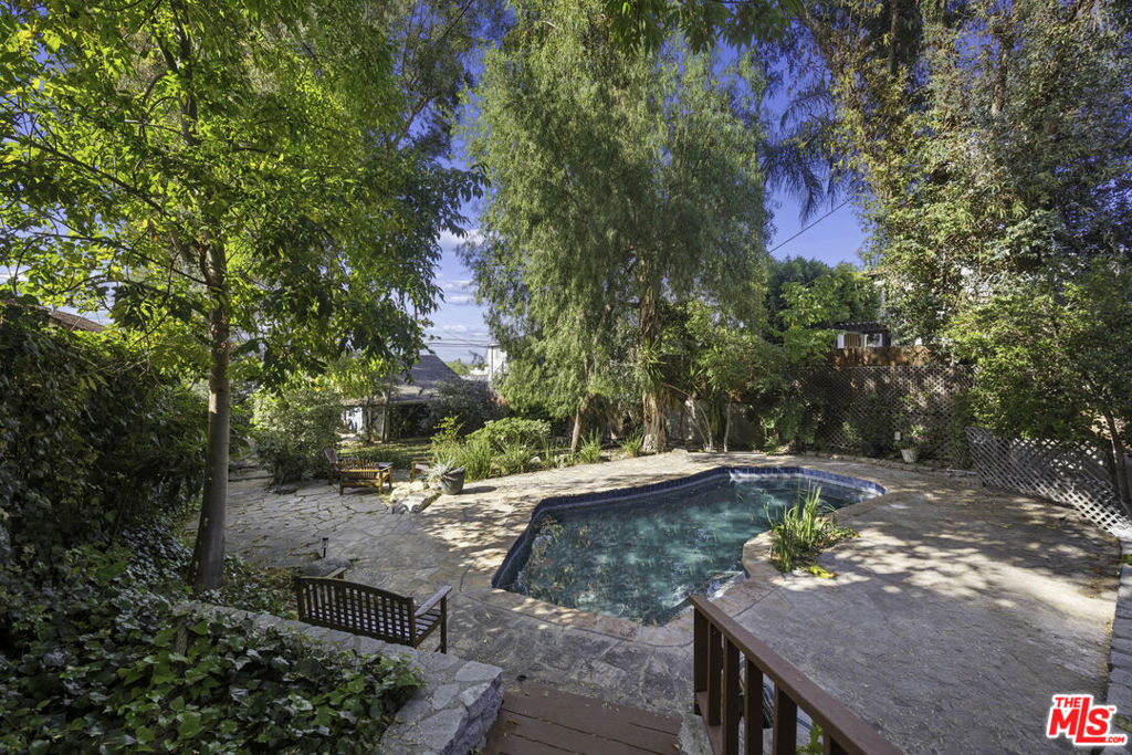 11325 Sunshine Terrace Property Photo 32