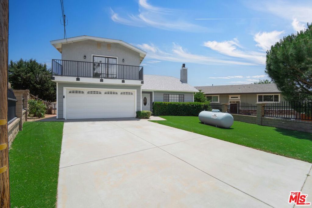 14924 Sunnydale Drive Property Photo 2