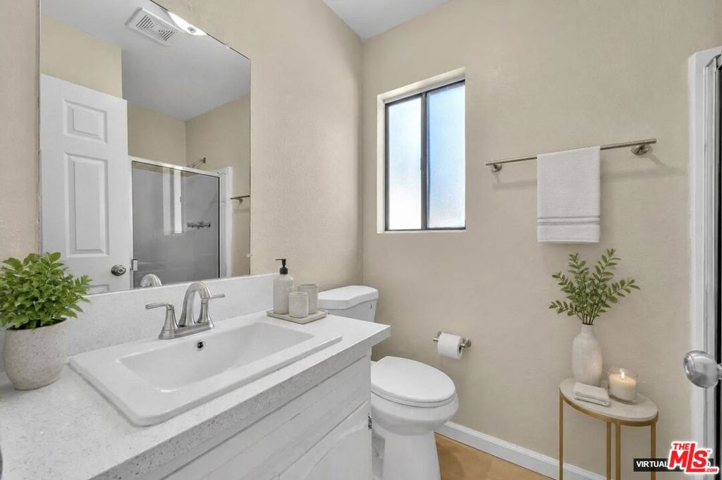 14924 Sunnydale Drive Property Photo 31