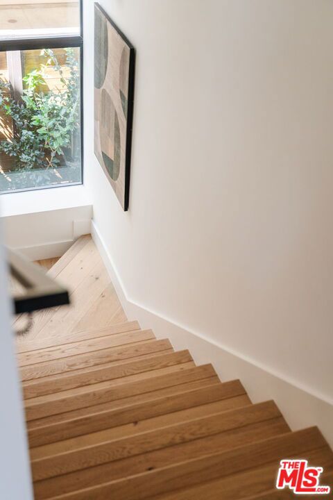1245 N Formosa Avenue B Property Photo 30