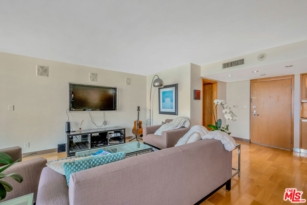 201 Ocean Avenue 1505b Property Photo 10