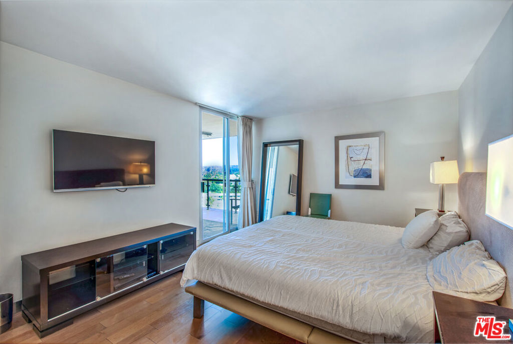 201 Ocean Avenue 1505b Property Photo 21