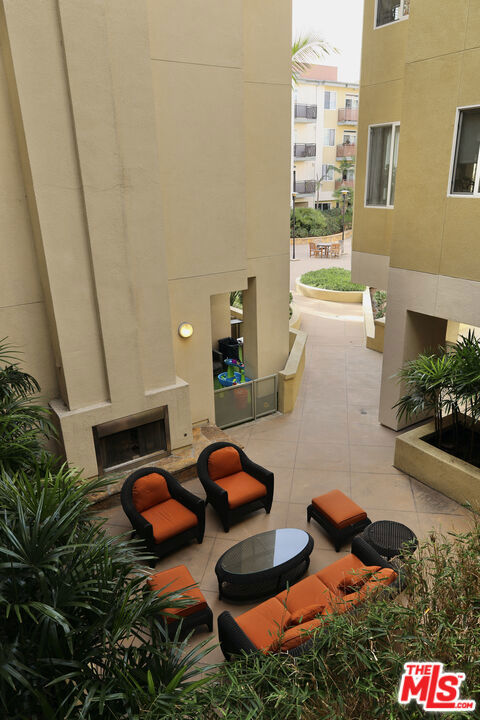 13200 Pacific 212 Property Photo 21