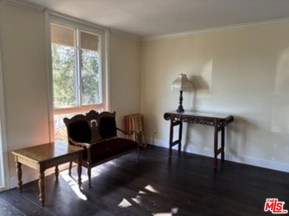991 Montgomery Court Property Photo 7