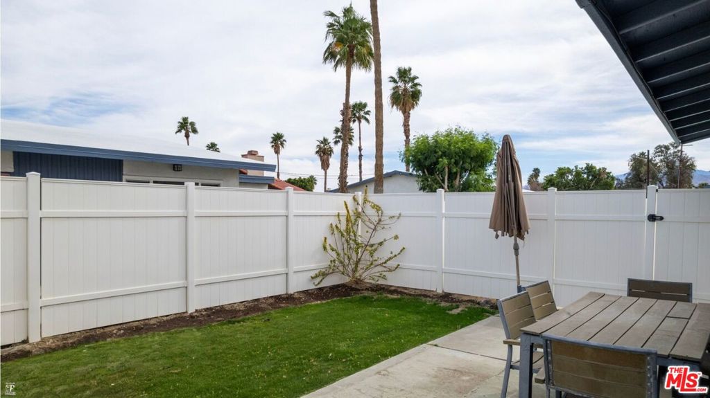 68080 Risueno Road Property Photo 12