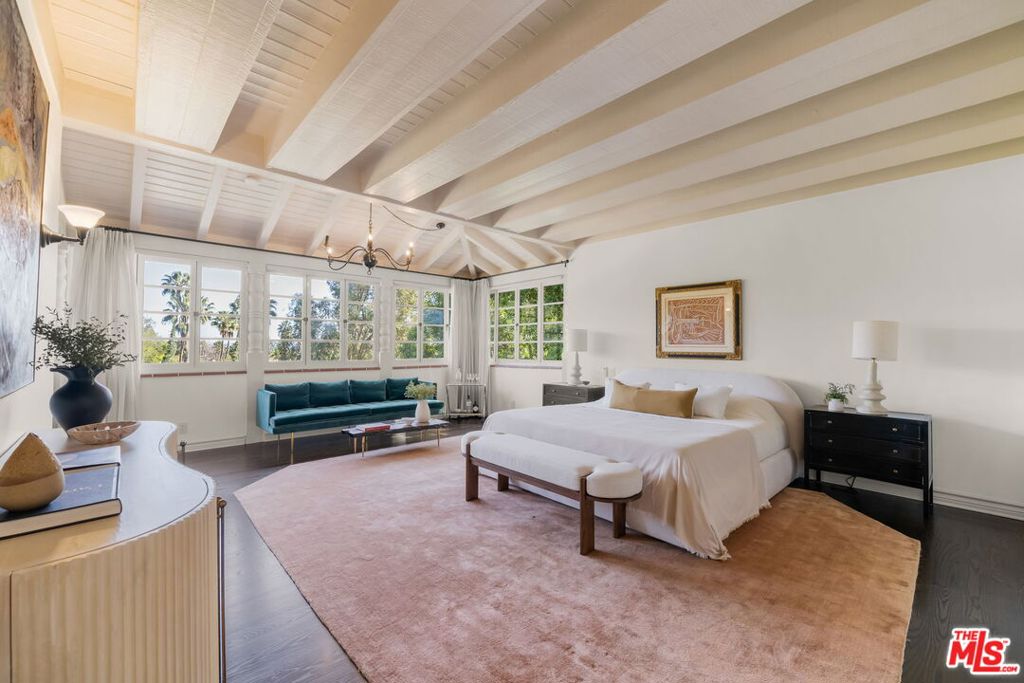 4778 Bonvue Avenue Property Photo 15