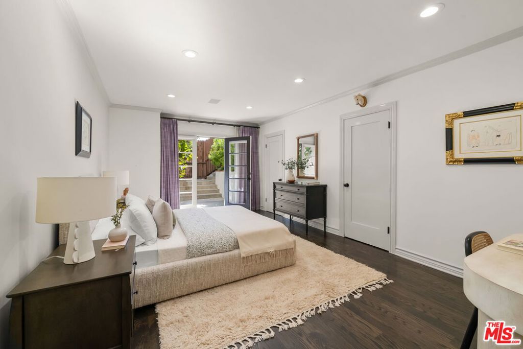 4778 Bonvue Avenue Property Photo 20