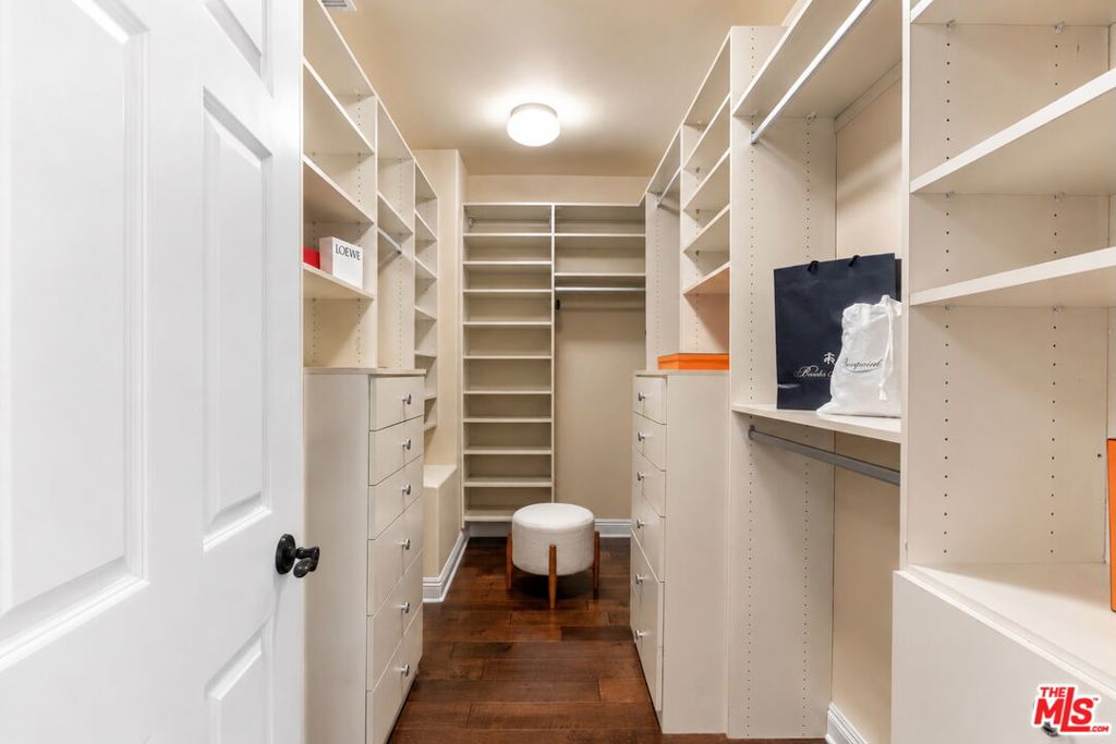 23963 De Ville Way Property Photo 23