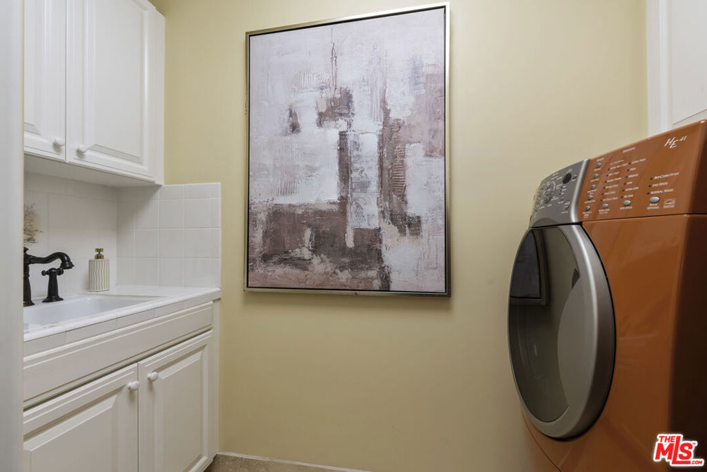 23963 De Ville Way Property Photo 30