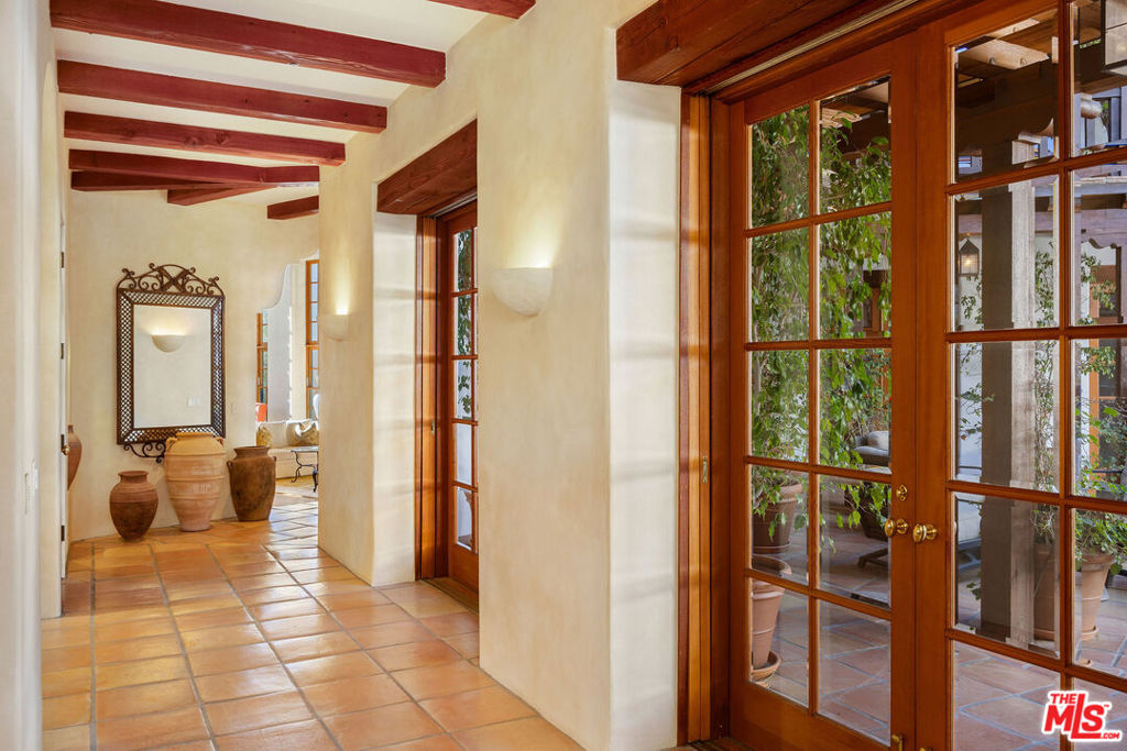 25127 Jim Bridger Road Property Photo 19