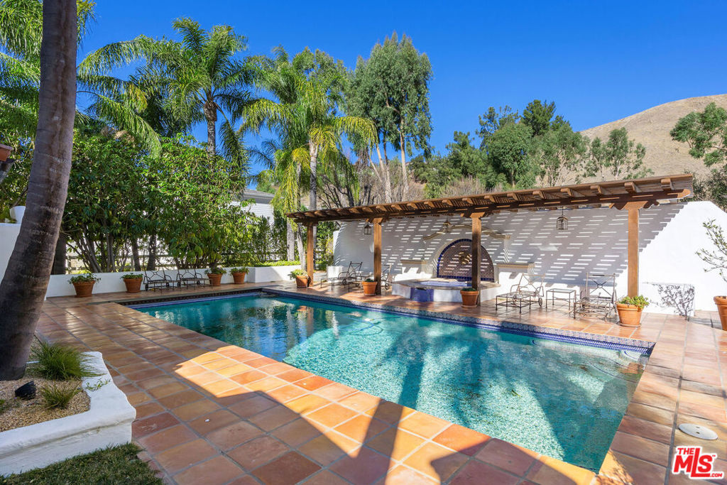 25127 Jim Bridger Road Property Photo 45