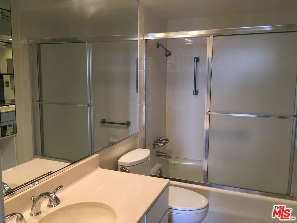 201 Ocean Avenue 609b Property Photo 13