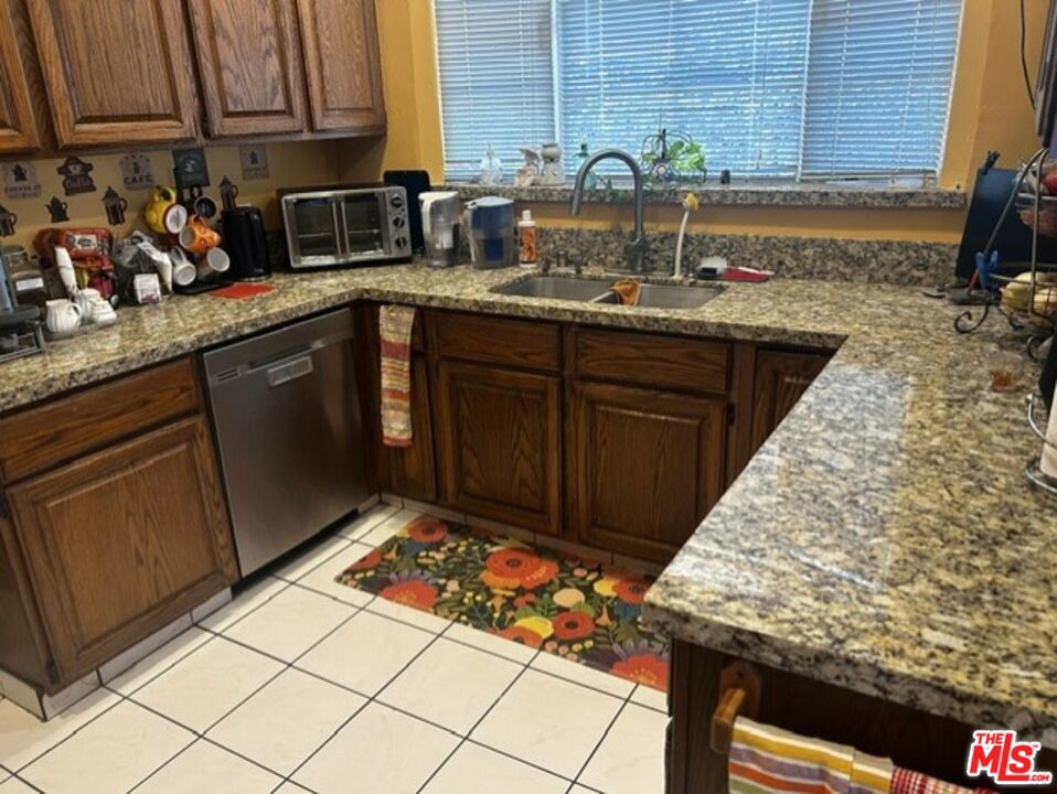 3635 Aureola Boulevard Property Photo 6
