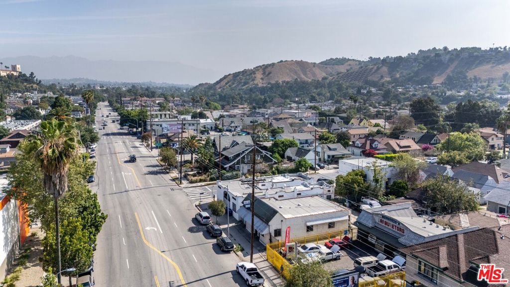 4122 N Figueroa Street Property Photo 6