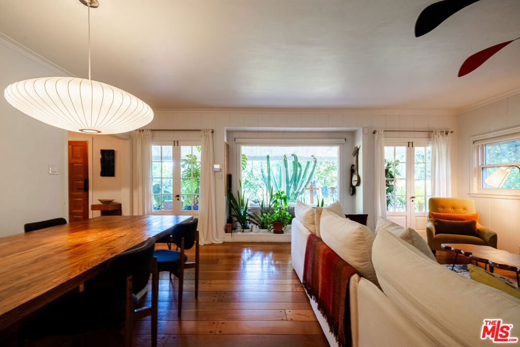 17401 Londelius Street Property Photo 7