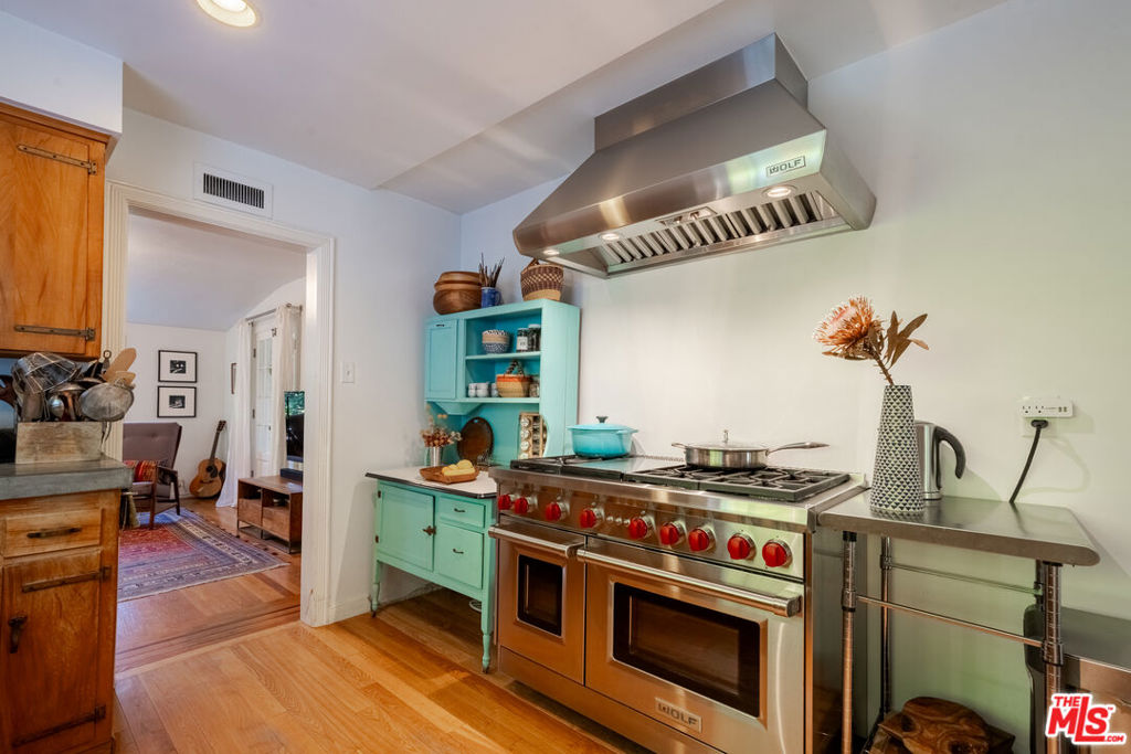 17401 Londelius Street Property Photo 13