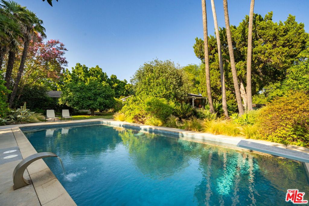 17401 Londelius Street Property Photo 41