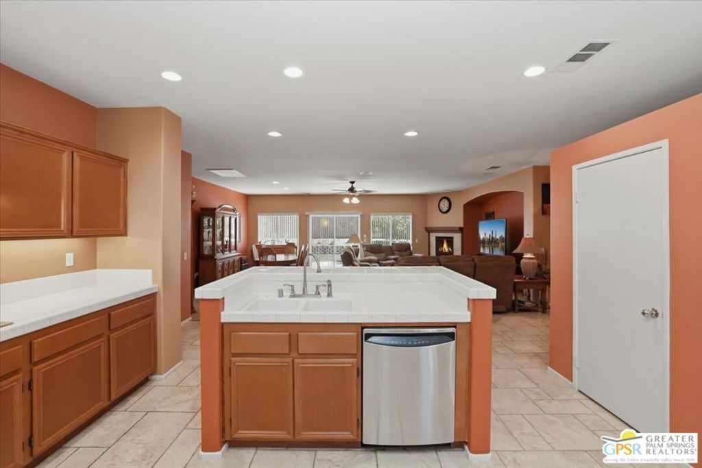 64194 Appalachian Street Property Photo 15