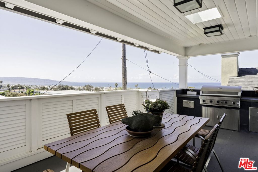 636 12th Street Property Photo 15